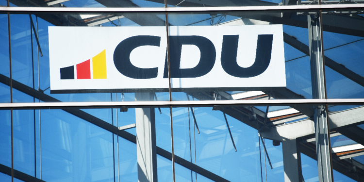 cdu-und-csu-präsentieren-gemeinsames-wahlprogramm