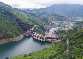 china-plant-gruenes-mega-kraftwerk-in-tibet