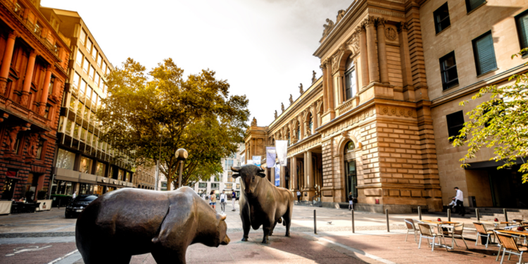 dax-bleibt-stabil-–-anleger-in-wartestellung.