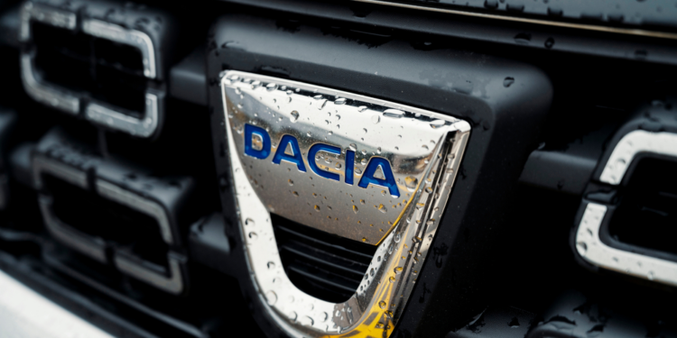 dacia-bringt-guenstiges-e-auto-aus-europa-auf-den-markt