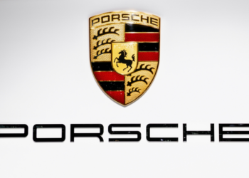 porsche-korrigiert-kurs-–-rueckkehr-zum-verbrennungsmotor